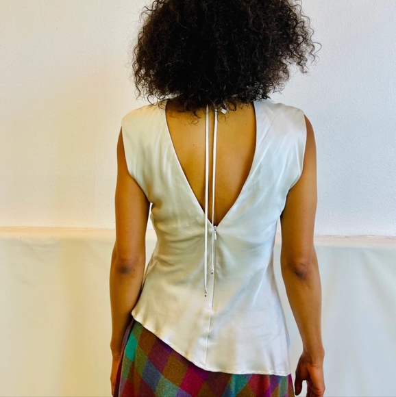 Allen Schwartz Drapey 100% Silk Top - Picture 3 of 13